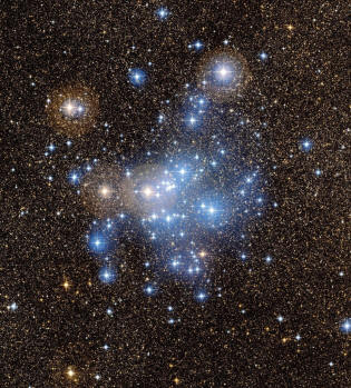 star cluster M25 is located in the heart of the constellation of the Archer (Sagittarius)