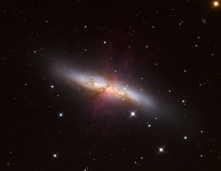 supernova da galáxia do charuto ou M82