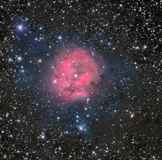 Nebulosa Capullo o IC 5146