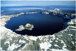 Caldeira de Crater Lake no Oregon