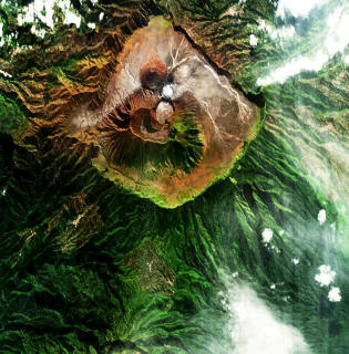 Vista de satélite do vulcão Bromo