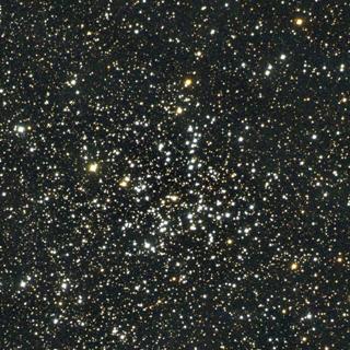 Aglomerados de estrelas M38 e M36