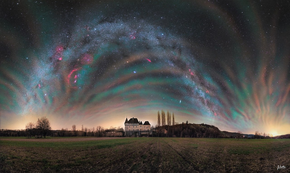 Spectacular airglow in France