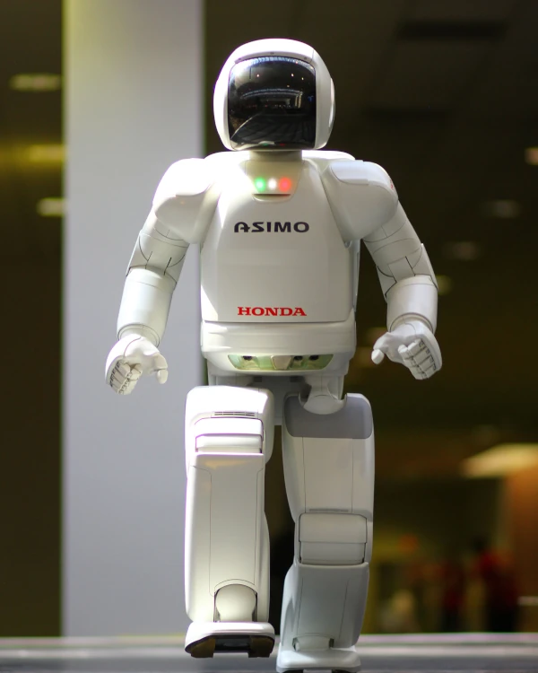 Asimo, el futuro humanoide