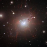 NGC 1275: Una galaxia turbulenta en el cúmulo de Perseo