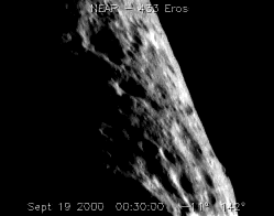 Eros, visto por la sonda NEAR