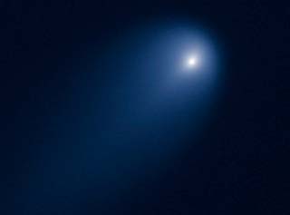 Ison cometa visto por Hubble en 2013