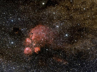 nebulosa NGC 6334, ou da pata do gato