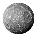 Mimas : diâmetro ≈ 396 km