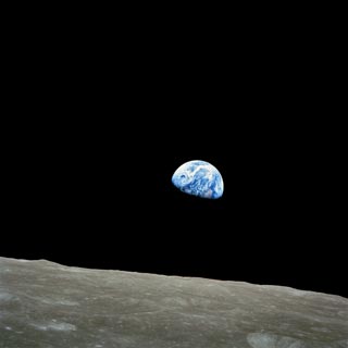 Primera imagen de la Tierra tomada por el hombre